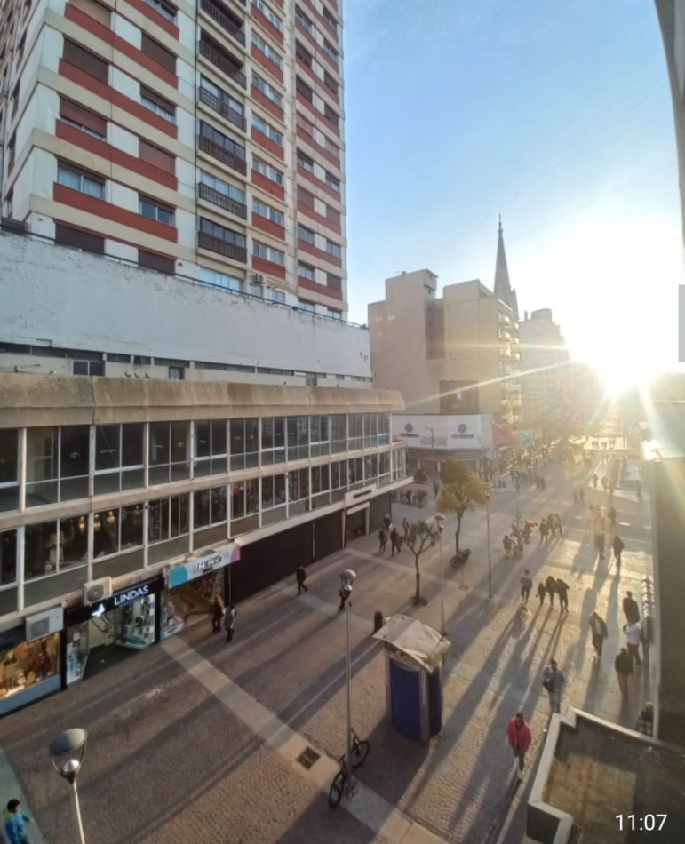 Departamento a la Venta 3 amb a la calle con Balcon